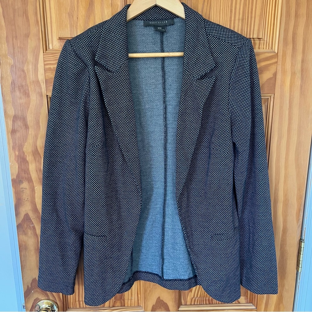 Suzy Shier Blue/White Blazer